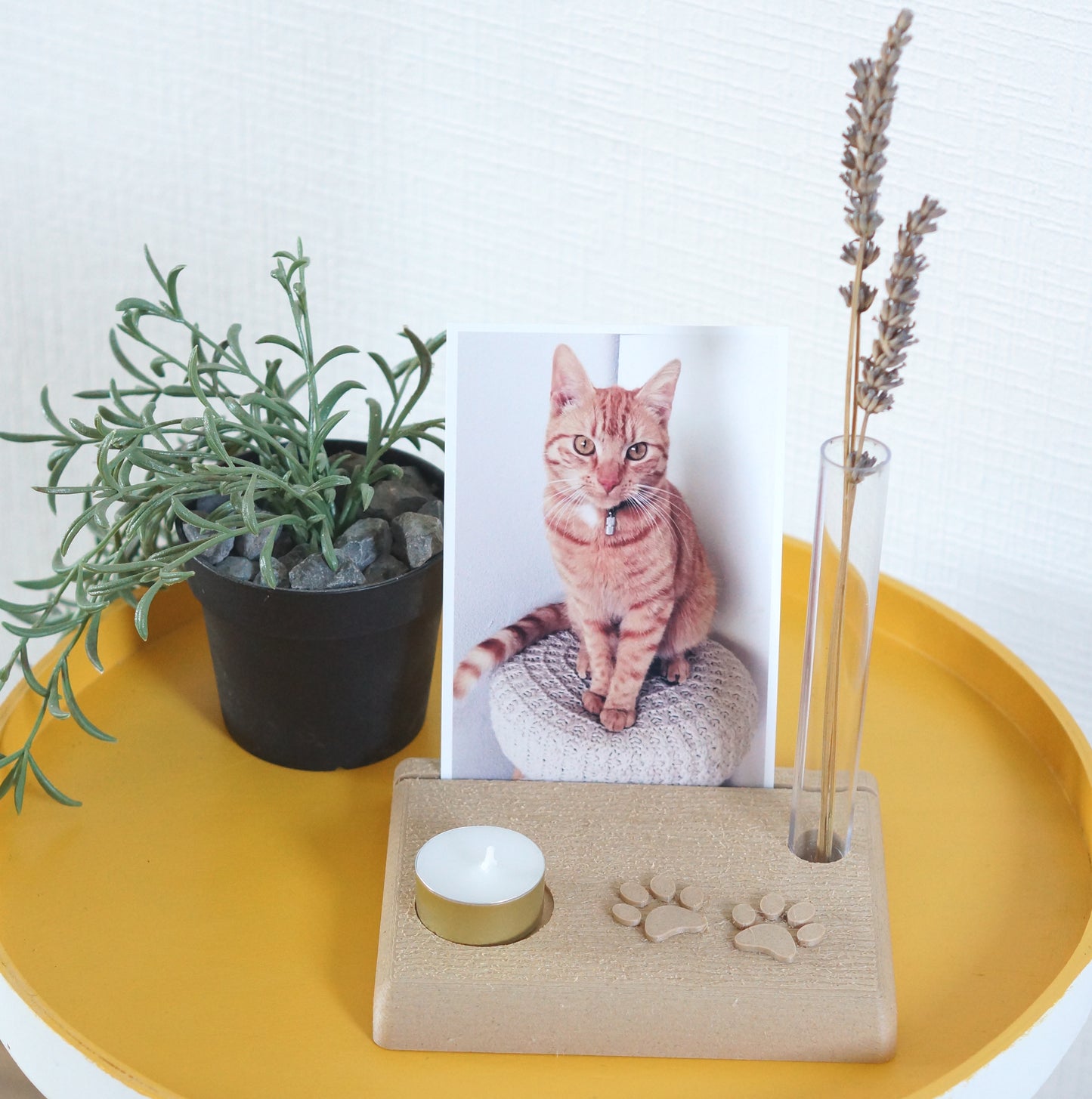 Overleden kat | cadeau | gedenkfotolijst huisdier | herinnering | herdenking | fotolijst | kaars | vaasje | waxinelichtje | hout